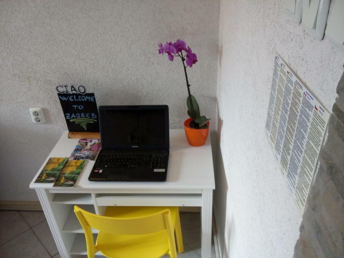 Apartman Teuta Zagreb Exteriör bild